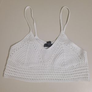 white crochet crop top!